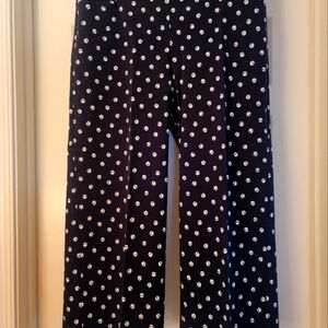 Chico's Size 2.5R Wide Leg Pull-on Crops - VGUC - Black/White Polka Dot Pattern